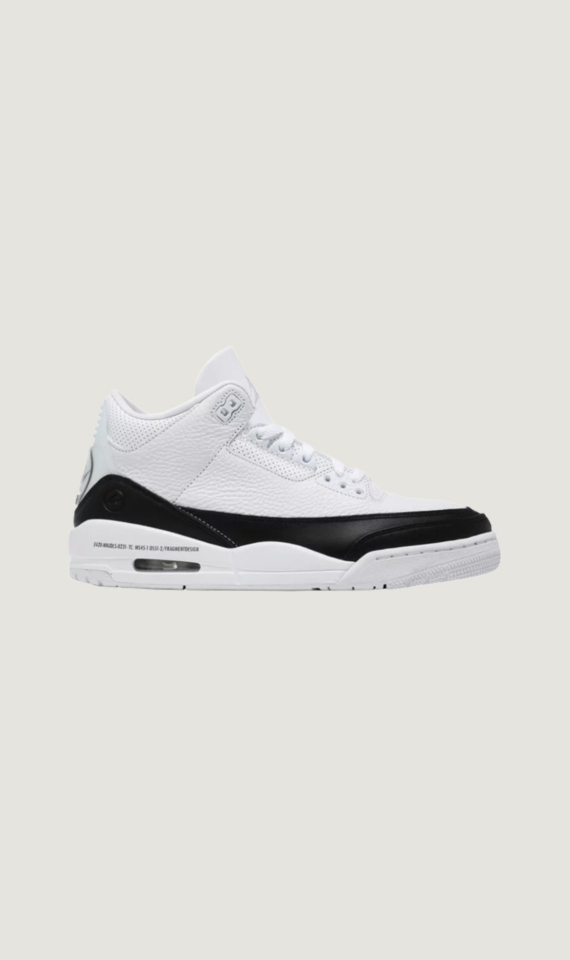 Load image into Gallery viewer, FRAGMENT DESIGN X AIR JORDAN 3 RETRO  SP - WHITE
