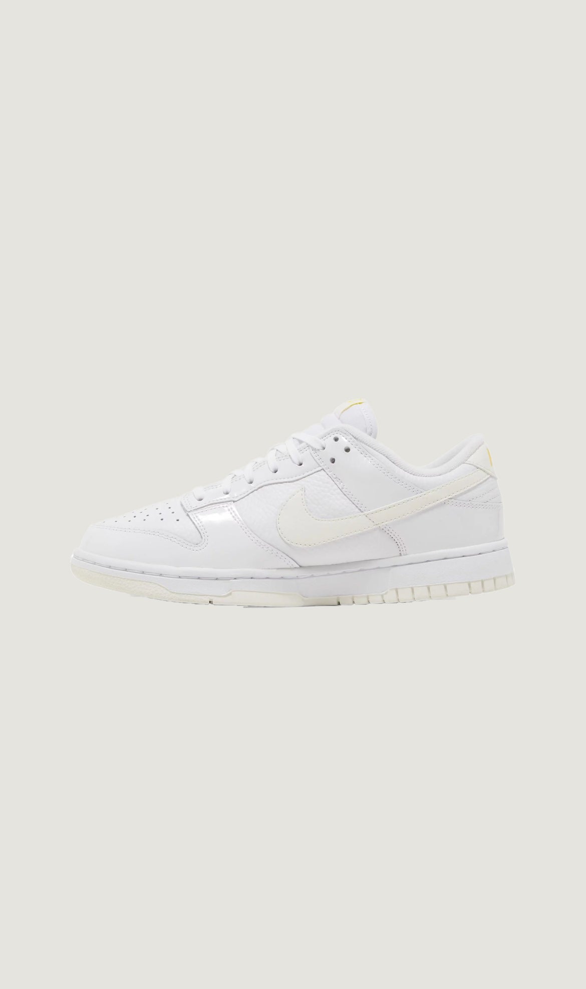 Load image into Gallery viewer, WMNS DUNK LOW - VALENTINE&#39;S DAY YELLOW HEART
